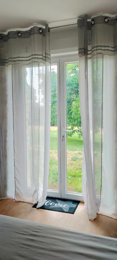 Le Petit Pre Bed & Breakfast Bouesse Exterior photo